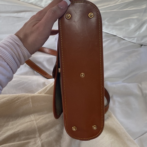 Authentic Dooney and Bourke  Leather Vingtage Taupe Handbag - Picture 8 of 12